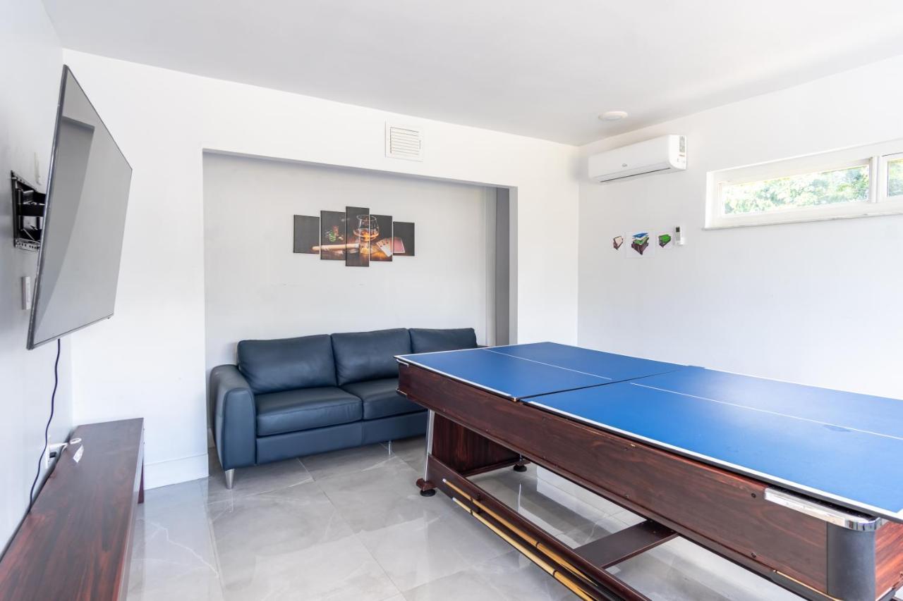 Hollywood Paradise Luxury 4Br 3Ba Home And Outdoor Fun With Heated Pool Exterior foto